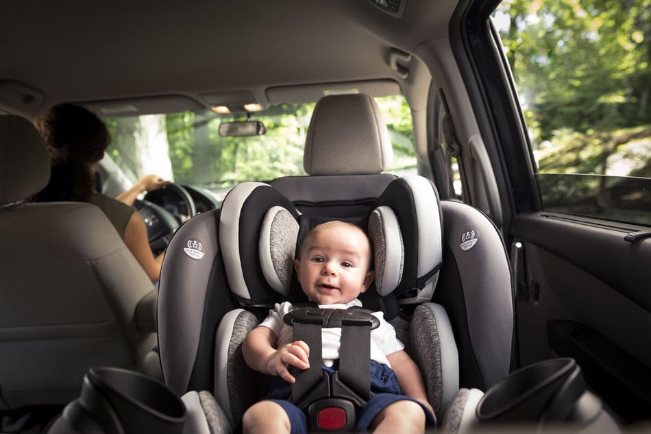 when should a baby change car seats