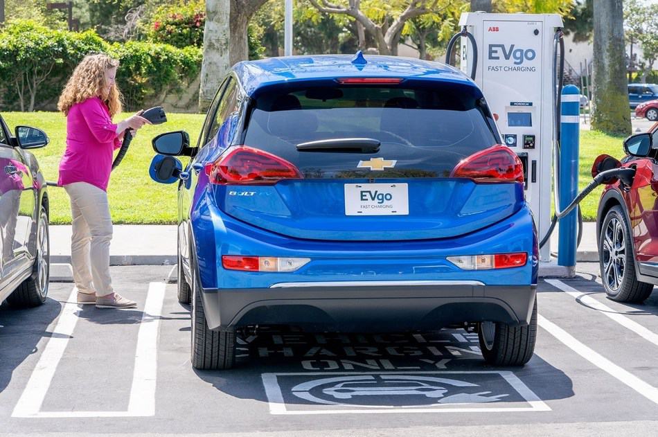 GM And EVgo 2 Triple Fast Charging Network | Auto Connected Car News